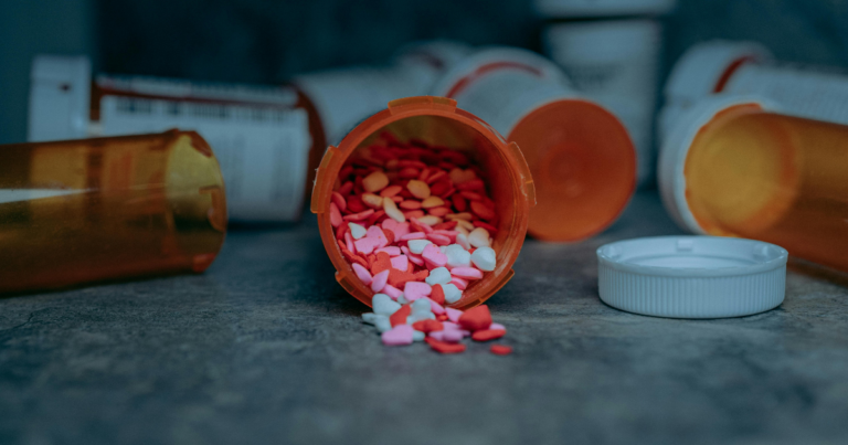 L484 Pill: Uses, Safety, Dosage, and Side Effects